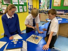 A Busy Science Lab For Form 8